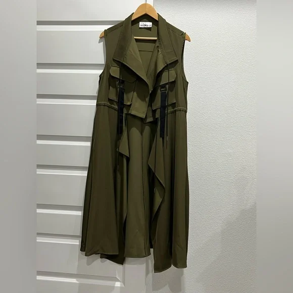 KATE HEWKO Long Cargo Vest - Picture 1 of 9